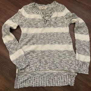Girl’s sweatshirt